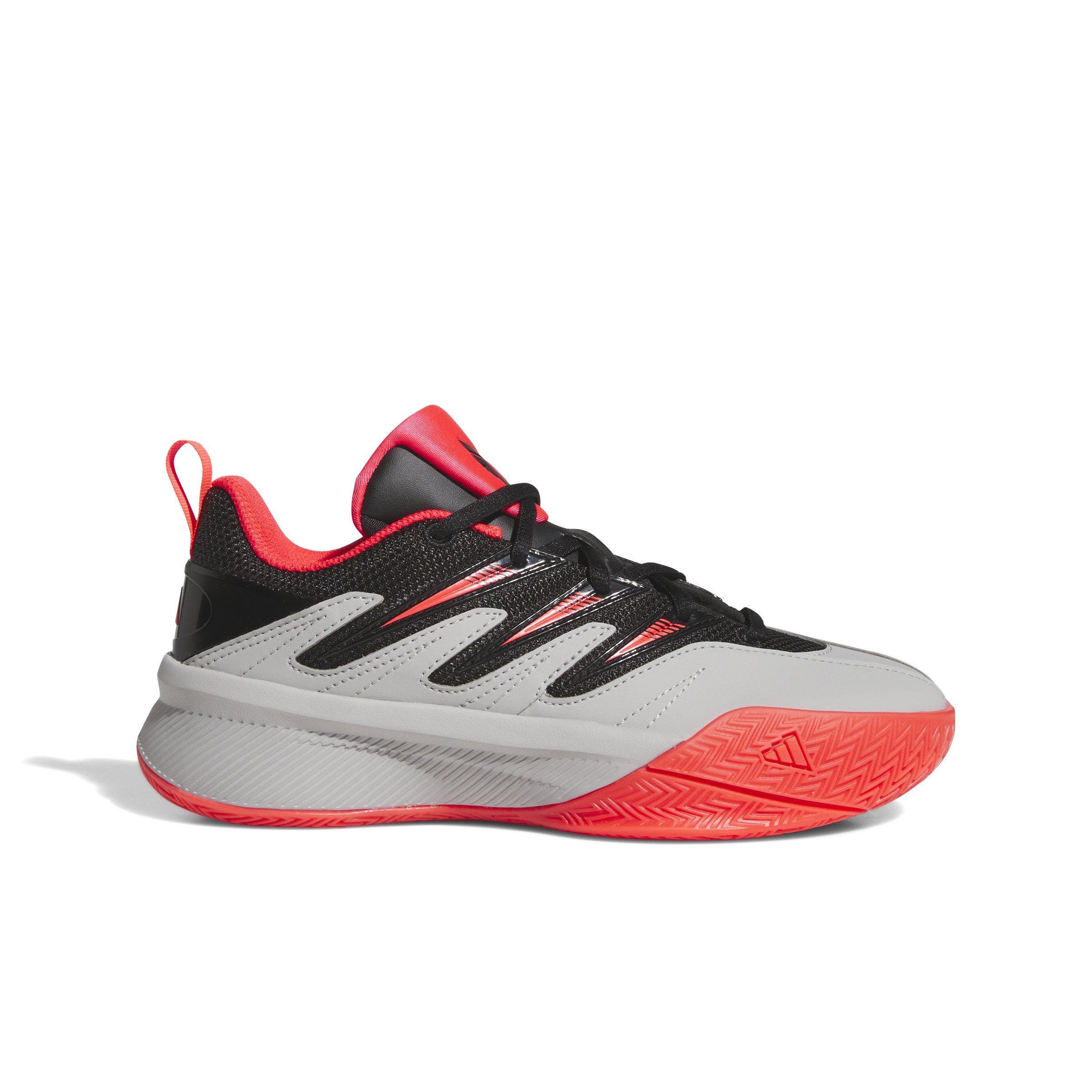 最新！アディダスバスケ☆Dame Certified 3 Low Shoes☆選択2色 adidas Men's Dame Certified 3 Basketball Shoe | Famous Footwear